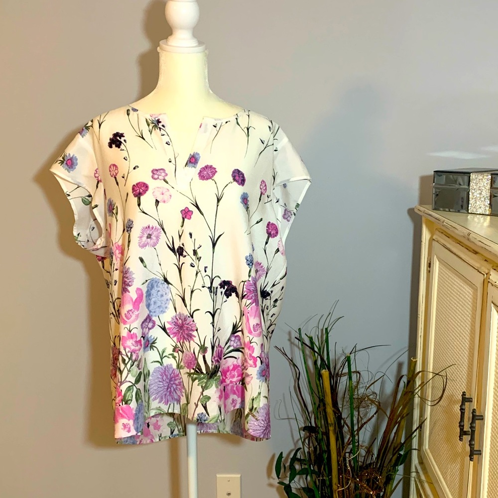 Ivanka Trump Short Sleeve Floral Blouse